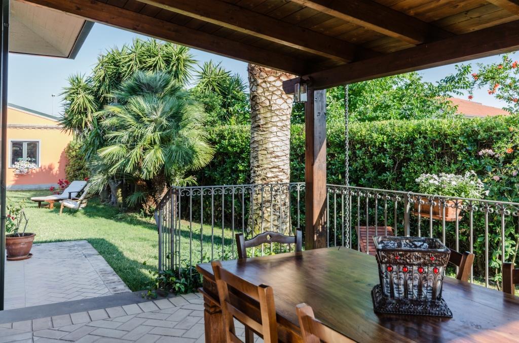 Borgo Dragani Hotel Ortona Exterior photo